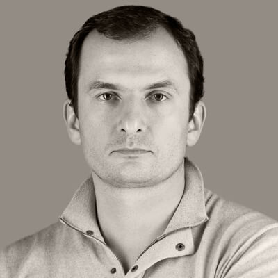 戈安德 <span lang='en'>Andrei Akopian</span>